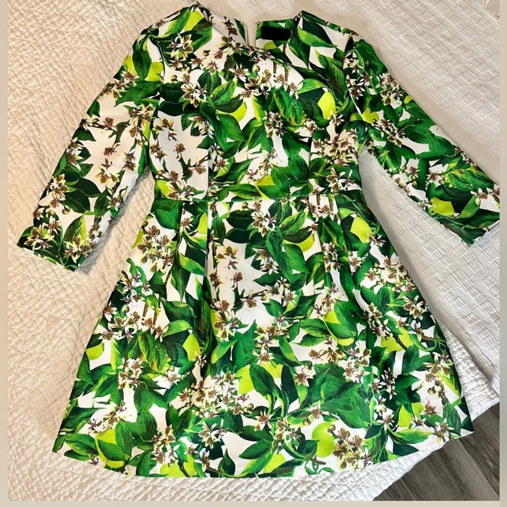 Palm printed, floral dress. Size 4